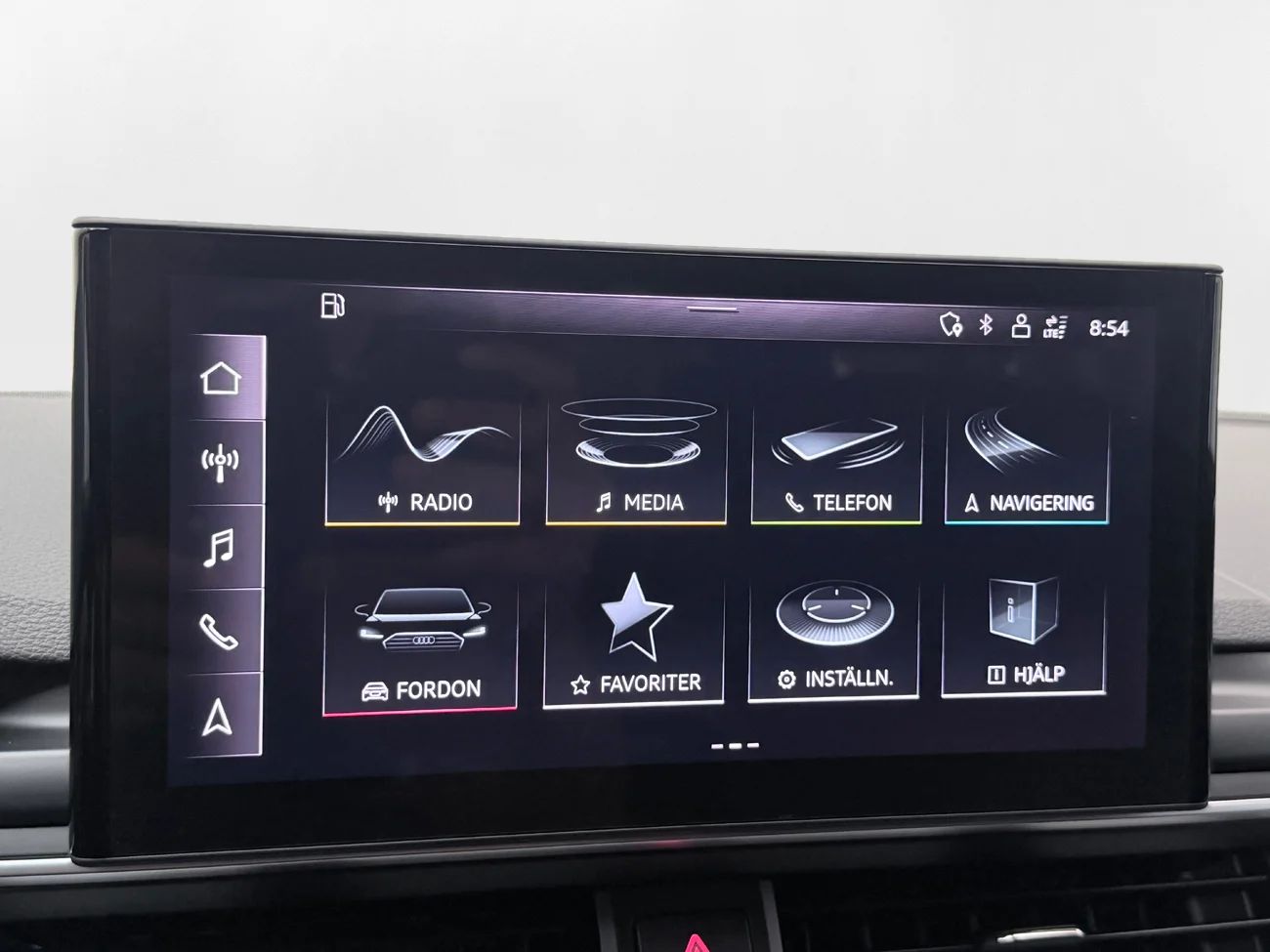 Audi A4 Avant 40 TDI Quattro Proline Advanced Alpinpaket Navigation P-Sensorer Värmare Moms/Leasing 204hk – bild 24 av 36