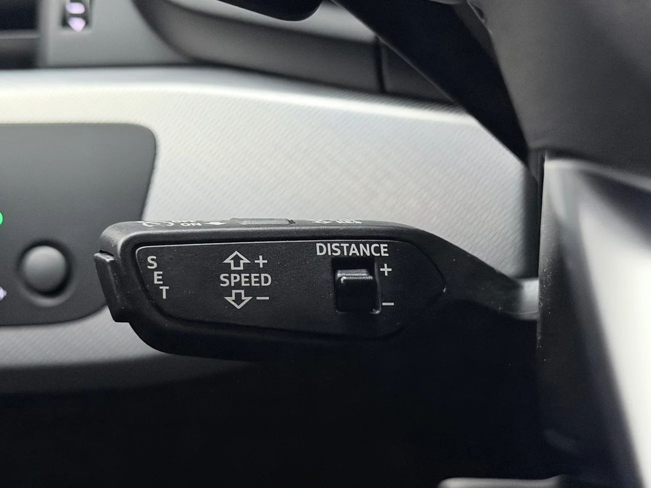 Audi A4 Avant 40 TDI Quattro Proline Advanced Alpinpaket Navigation P-Sensorer Värmare Moms/Leasing 204hk – bild 19 av 36