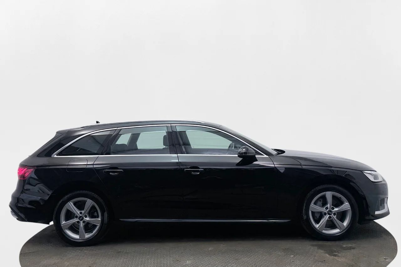 Audi A4 Avant 40 TDI Quattro Proline Advanced Alpinpaket Navigation P-Sensorer Värmare Moms/Leasing 204hk – bild 4 av 36