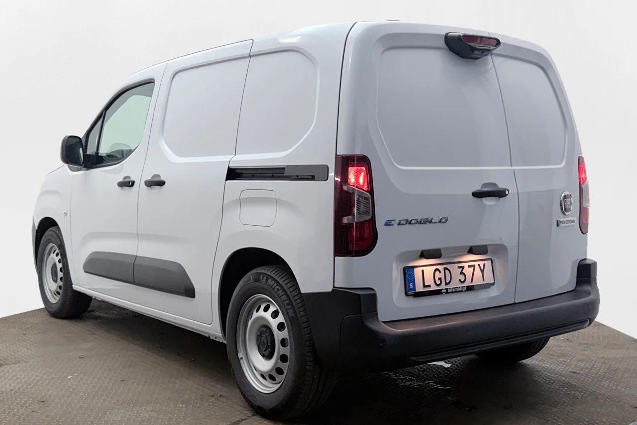 Fiat E-Doblò Skåp 50 kWh CCS Navi Kamera CarPlay 3sits 136hk – bild 8 av 29