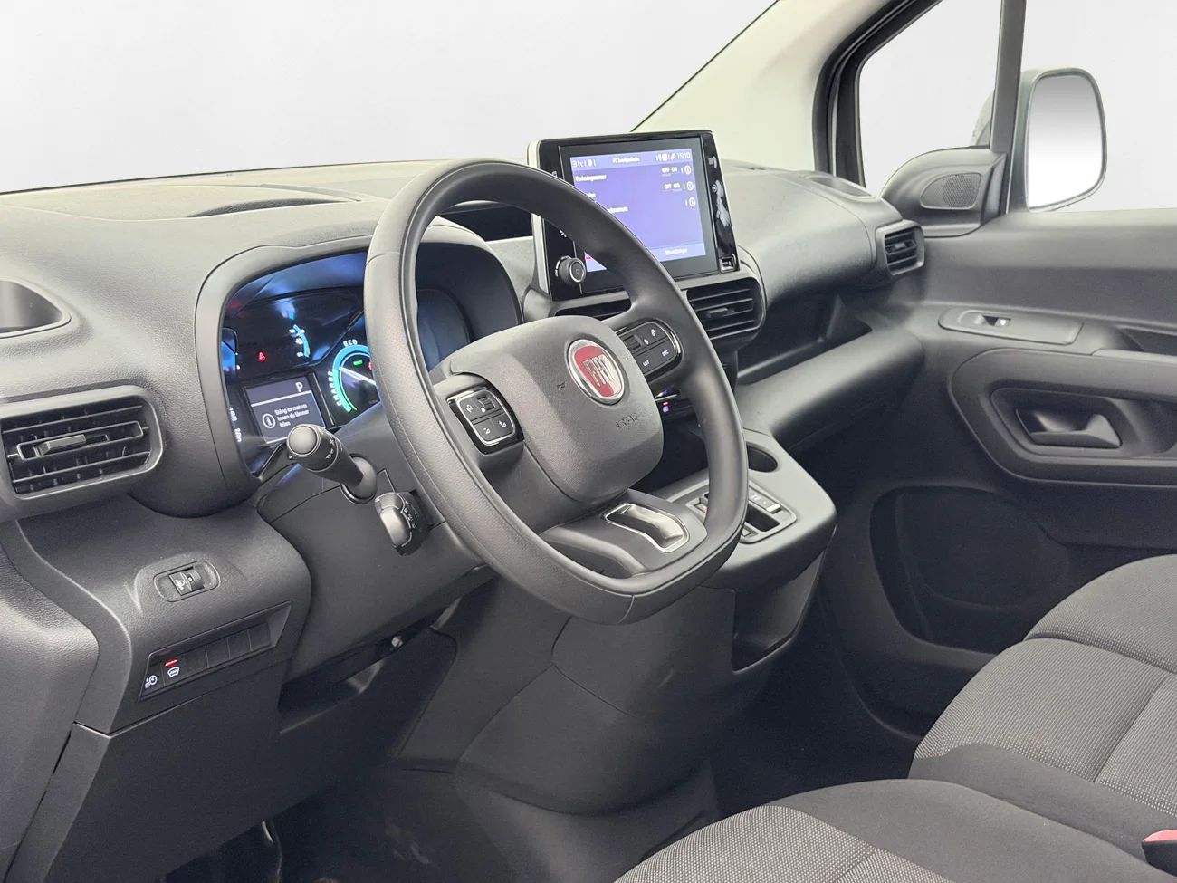 Fiat E-Doblò Skåp 50 kWh CCS Navi Kamera CarPlay 3sits 136hk – bild 14 av 29
