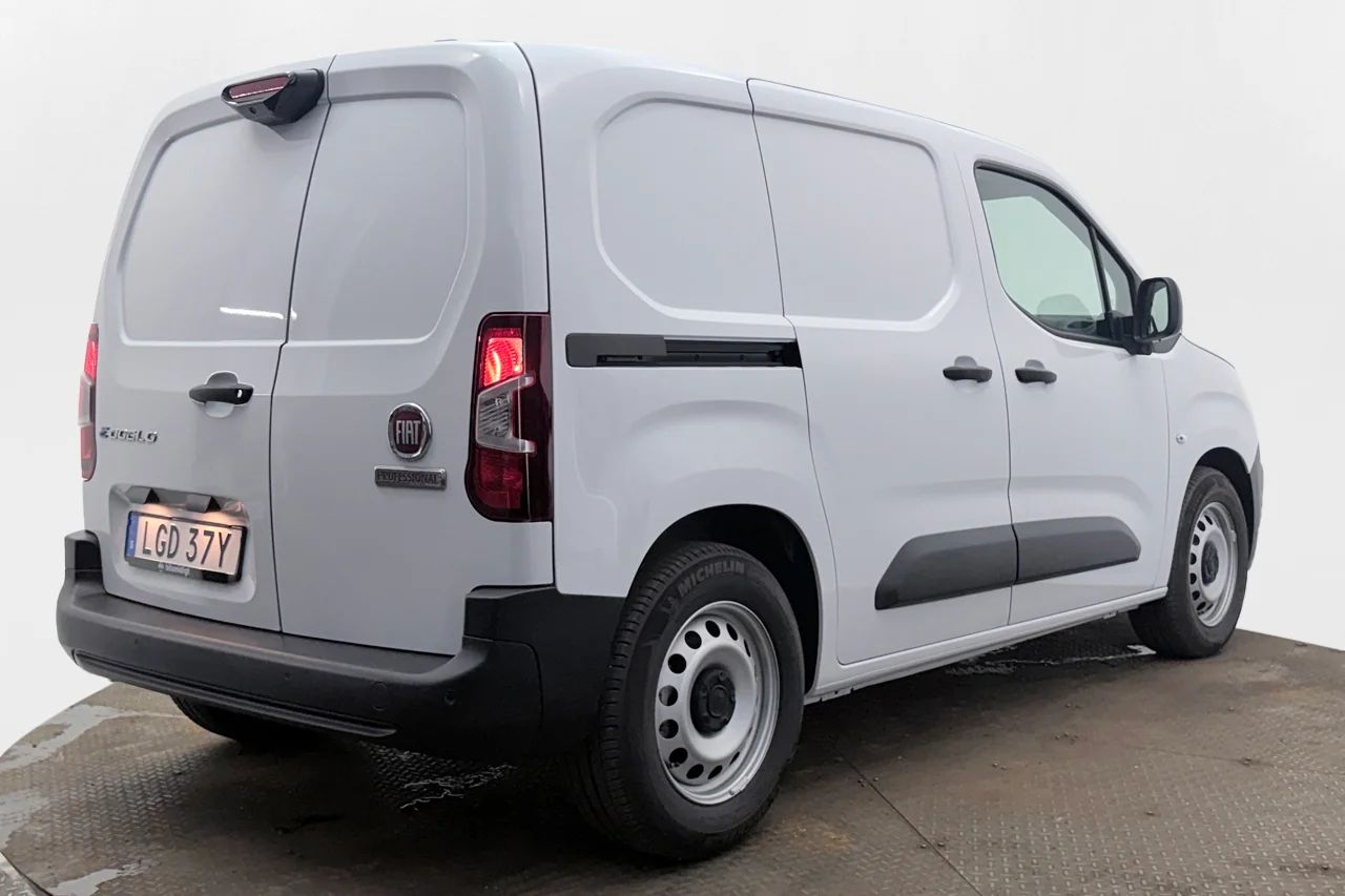 Fiat E-Doblò Skåp 50 kWh CCS Navi Kamera CarPlay 3sits 136hk – bild 5 av 29
