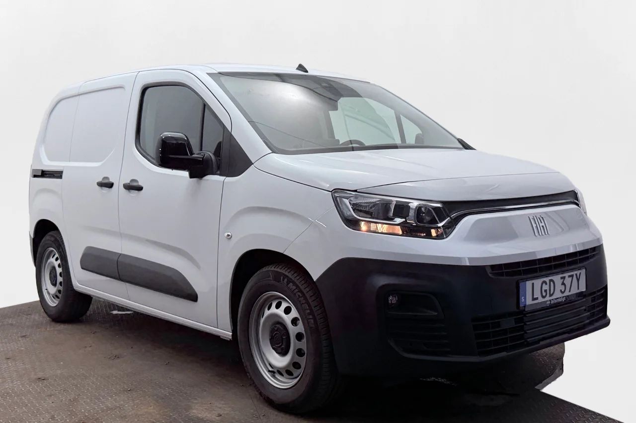 Fiat E-Doblò Skåp 50 kWh CCS Navi Kamera CarPlay 3sits 136hk – bild 3 av 29