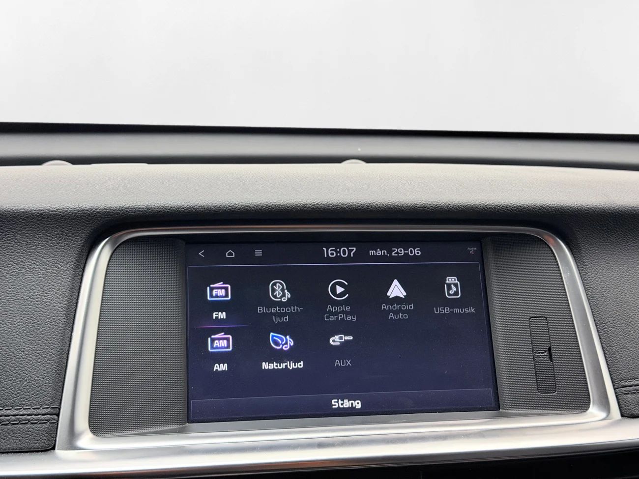 Kia Optima SW Plug-in Advance+ Drag Läder Kamera H/K Stolsminne 205hk – bild 21 av 31
