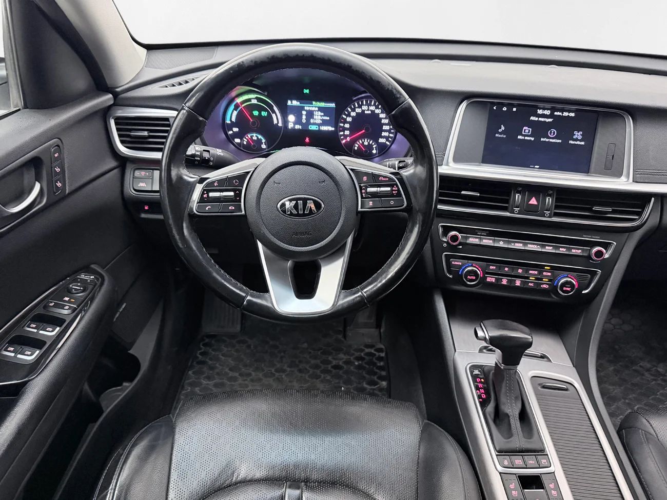 Kia Optima SW Plug-in Advance+ Drag Läder Kamera H/K Stolsminne 205hk – bild 16 av 31