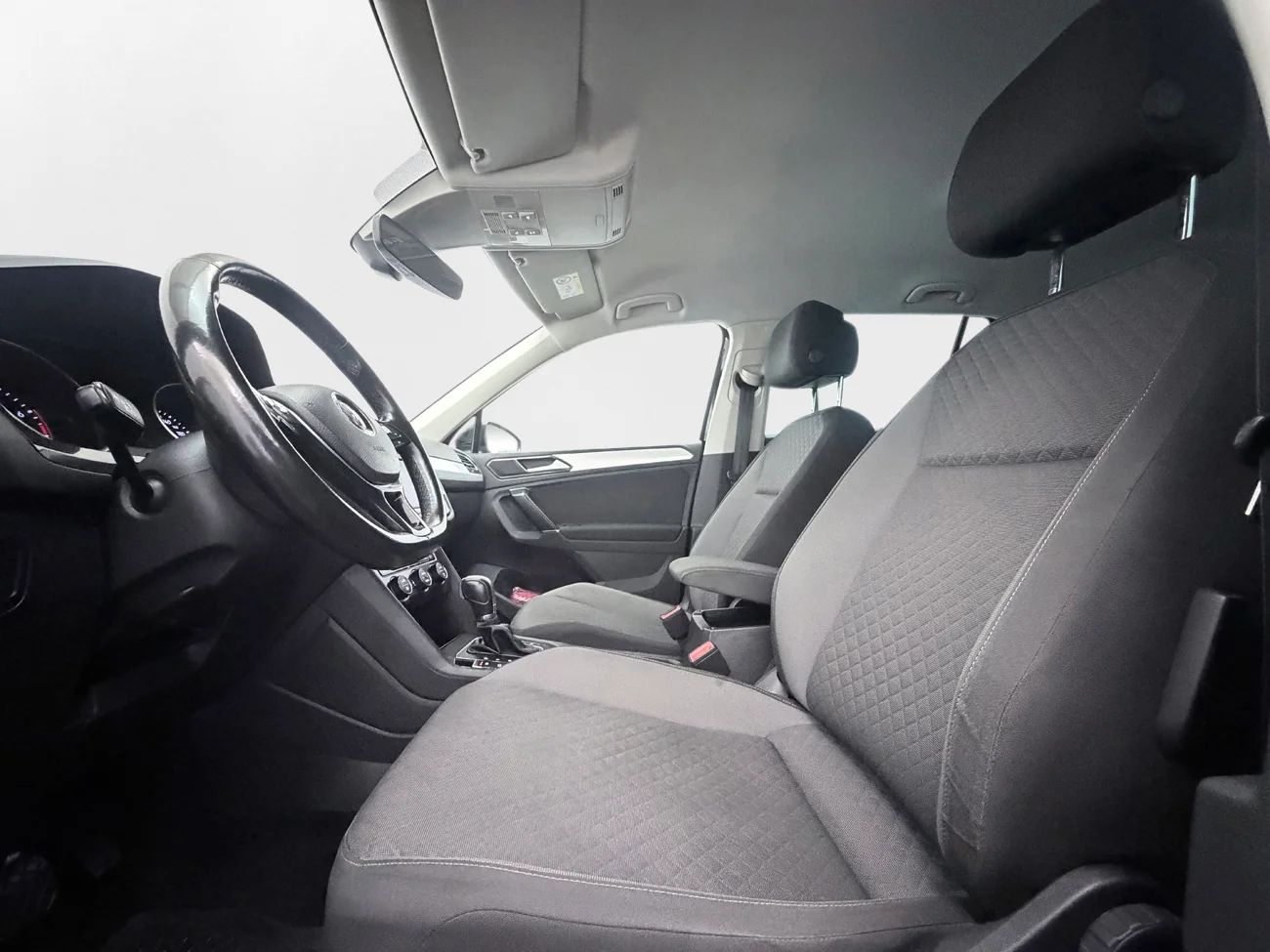 Volkswagen Tiguan 1.4 TSI 4M Aut Premium Tech Drag Kamera Värmare – bild 10 av 33