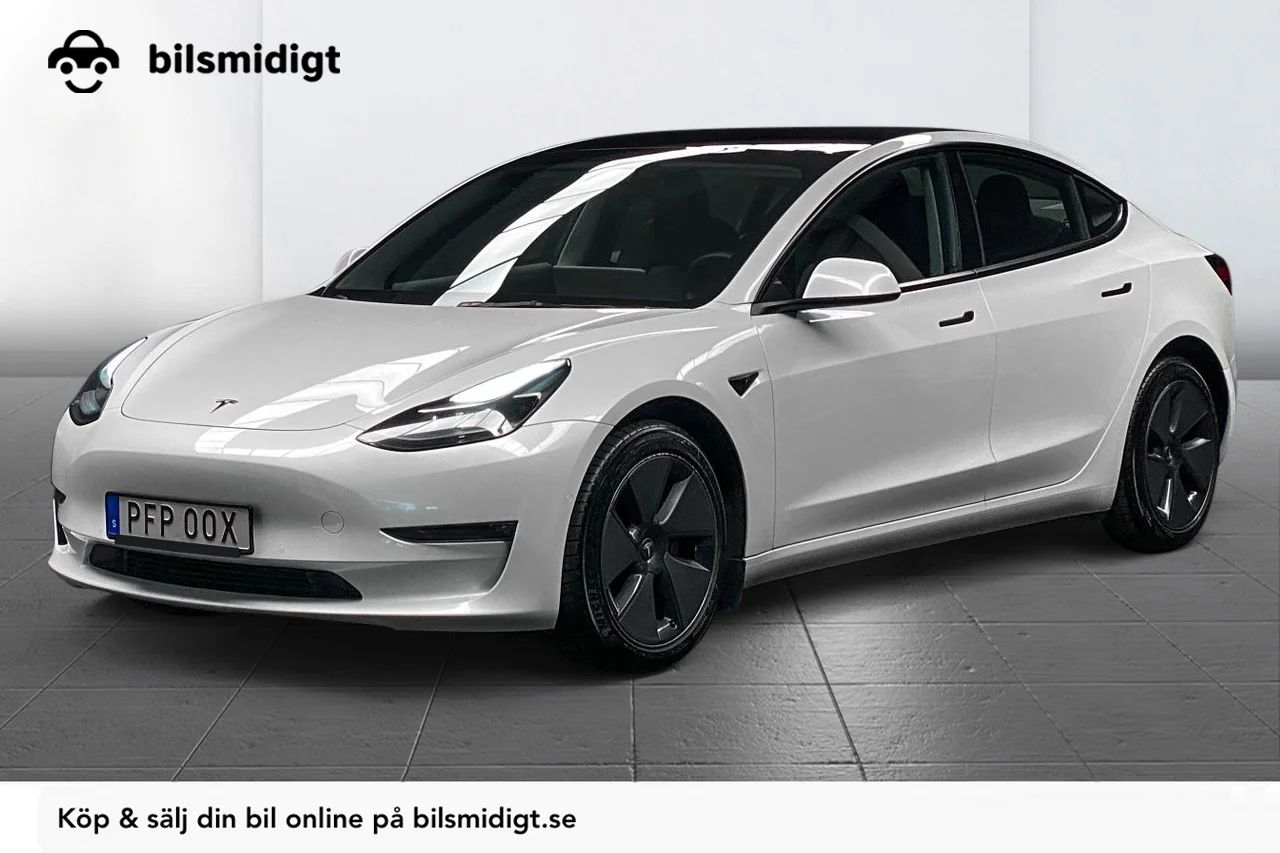 Tesla Model 3 Long Range AWD Pano Läder AP MOMS 440hk