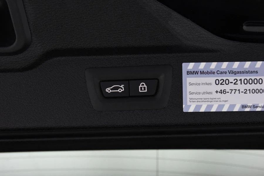 BMW X5 xDrive50i M Sport Drag Pano Läder HUD Kamera H/K 450hk – bild 24 av 25