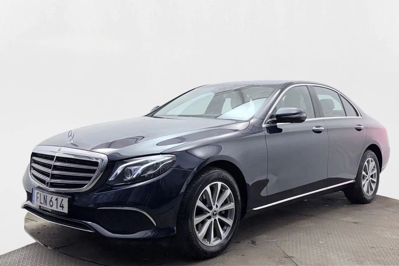 Mercedes-Benz E 220 d 4M Aut Exclusive Navi 360° HUD Värmare MOMS – bild 1 av 37