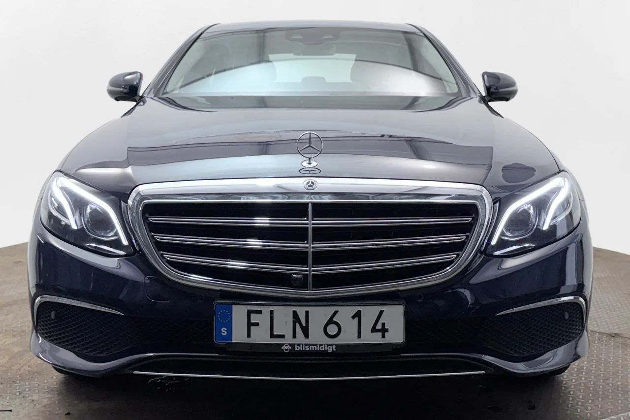 Mercedes-Benz E 220 d 4M Aut Exclusive Navi 360° HUD Värmare MOMS – bild 2 av 37