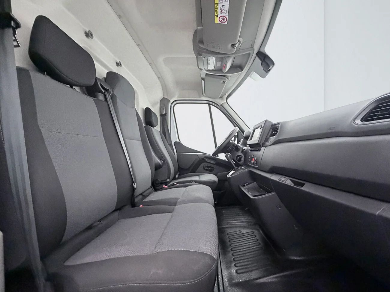 Renault Master 3.5 T L2H2 2.3 dCi Aut 3sits Kamera Kamkedja Värmare MOMS – bild 15 av 26