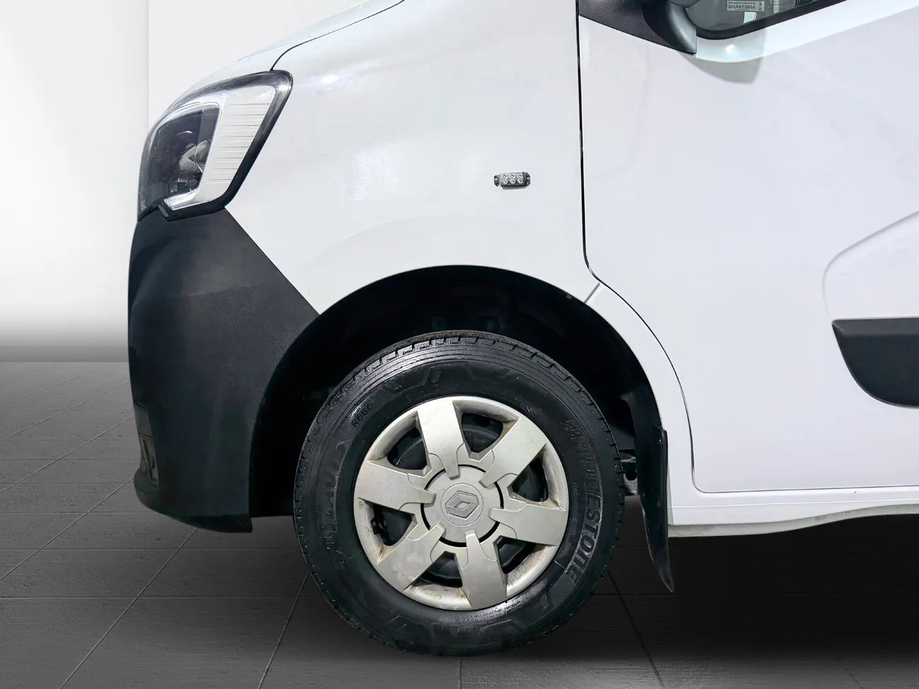 Renault Master 3.5 T L2H2 2.3 dCi Aut 3sits Kamera Kamkedja Värmare MOMS – bild 10 av 26