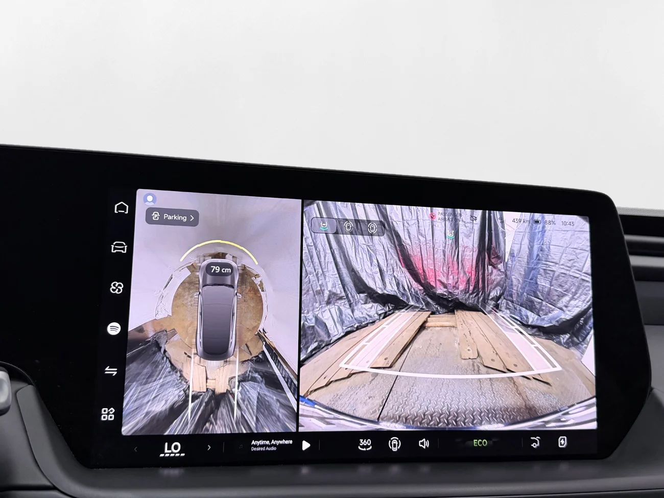 XPENG P7 Long Range Pano Läder 360° Navi CCS MOMS – bild 23 av 38