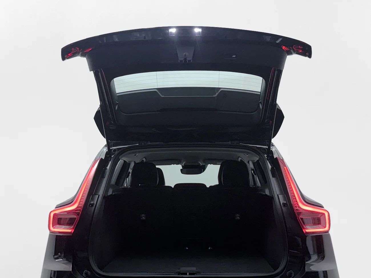 Volvo XC40 T5 Twin Engine Momentum Adv Drag Cockpit Navi Keyless 262hk – bild 31 av 33