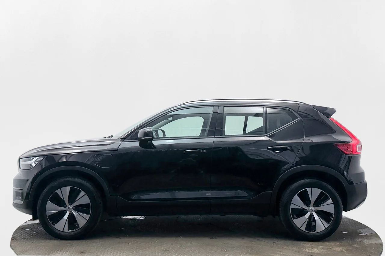Volvo XC40 T5 Twin Engine Momentum Adv Drag Cockpit Navi Keyless 262hk – bild 9 av 33