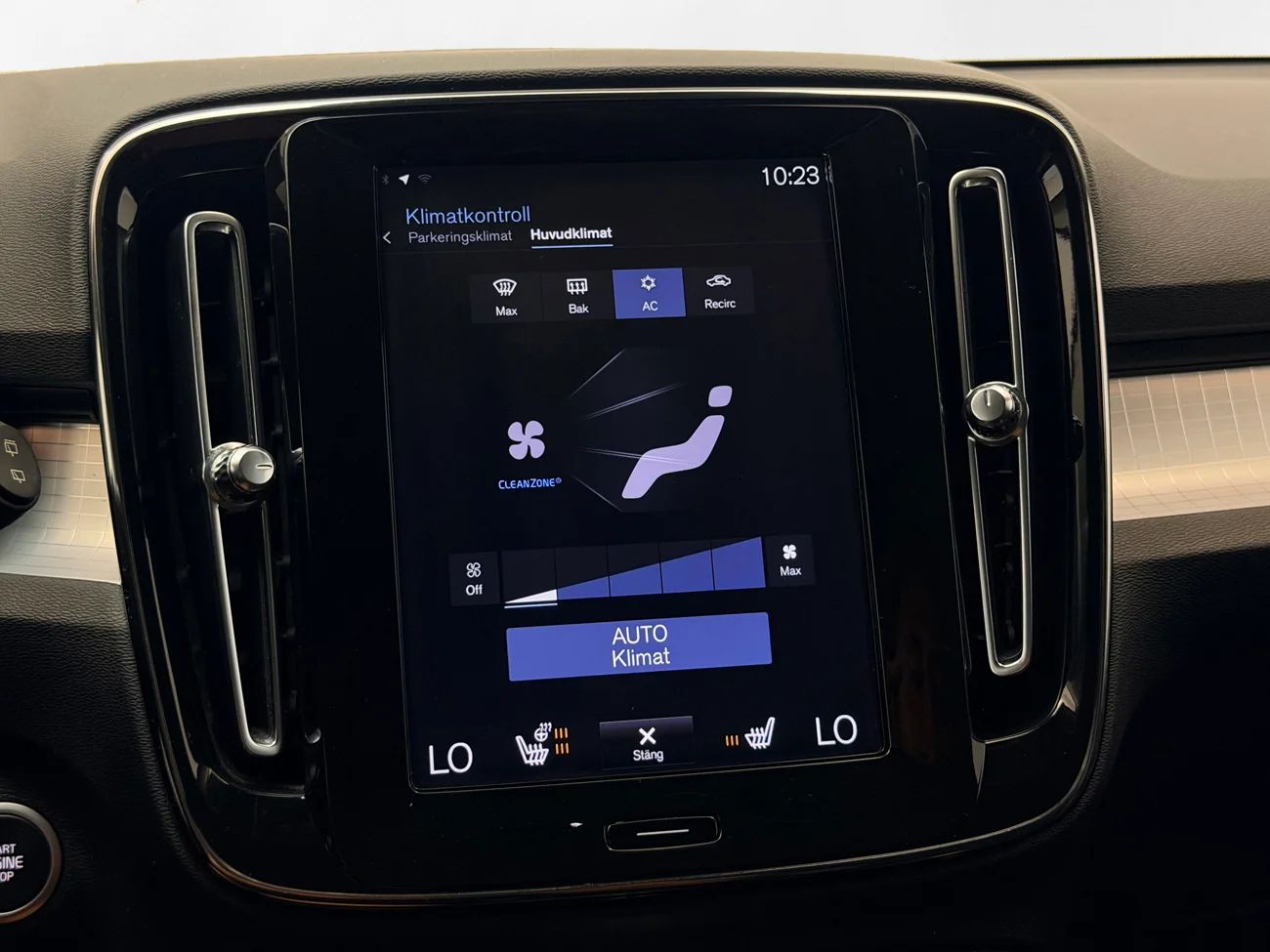 Volvo XC40 T5 Twin Engine Momentum Adv Drag Cockpit Navi Keyless 262hk – bild 21 av 33