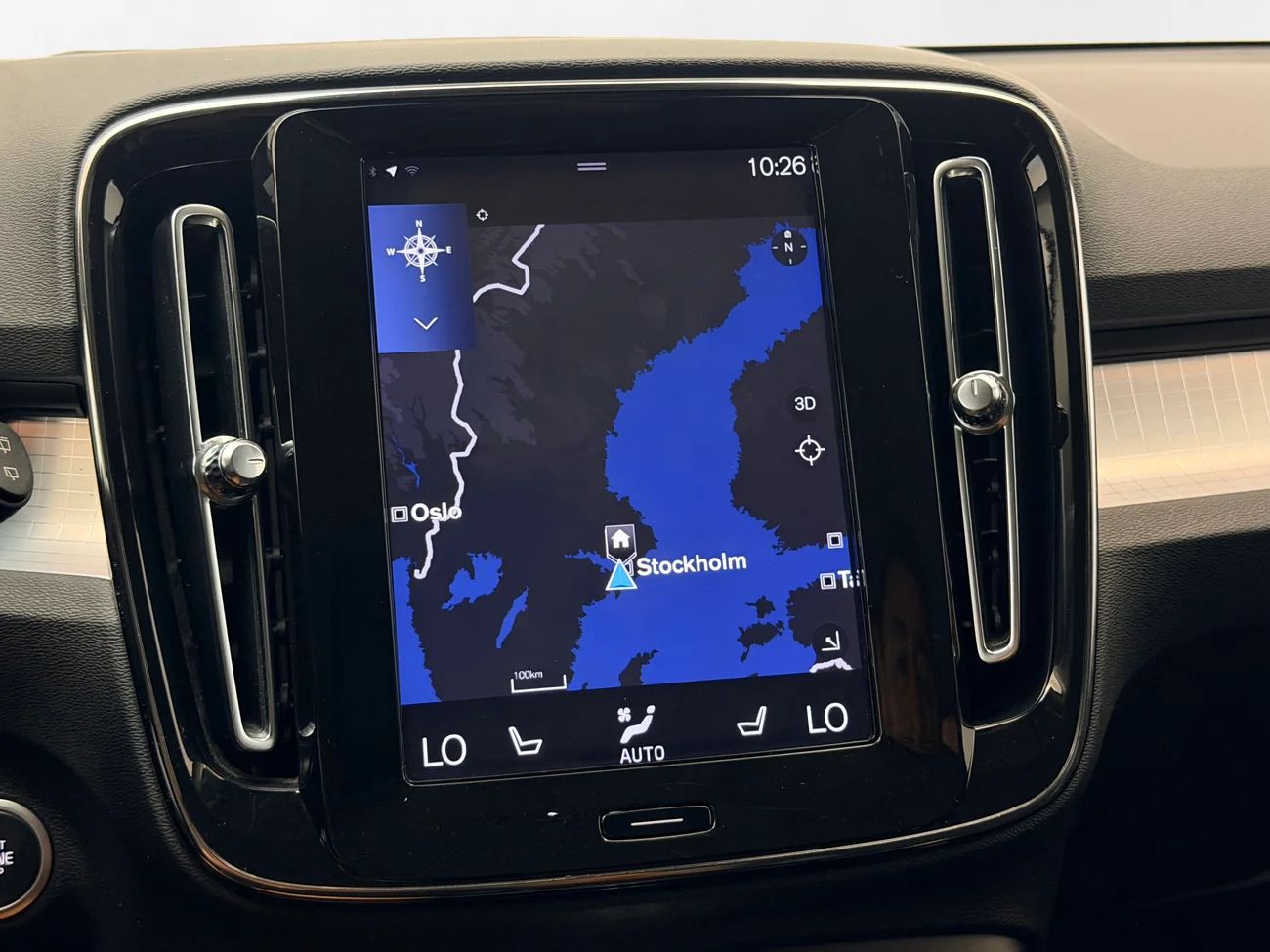 Volvo XC40 T5 Twin Engine Momentum Adv Drag Cockpit Navi Keyless 262hk – bild 19 av 33