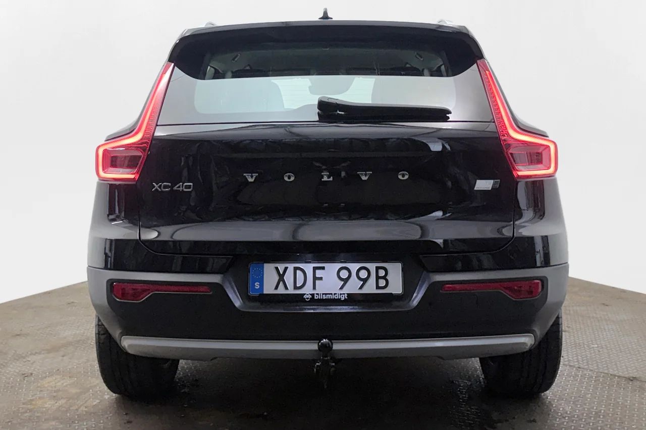 Volvo XC40 T5 Twin Engine Momentum Adv Drag Cockpit Navi Keyless 262hk – bild 6 av 33