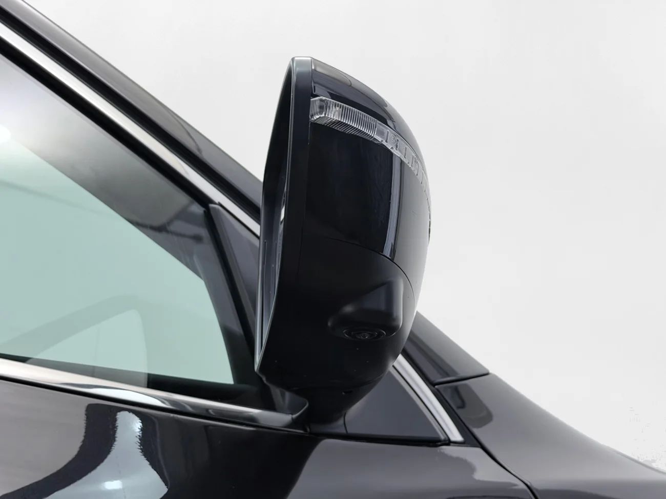 Nissan Qashqai 1.6 dCi Tekna Pano 360° Delläder Elsäte 130hk – bild 11 av 30
