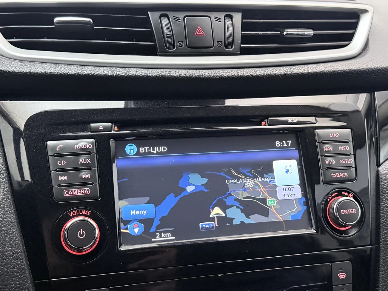 Nissan Qashqai 1.6 dCi Tekna Pano 360° Delläder Elsäte 130hk – bild 22 av 30