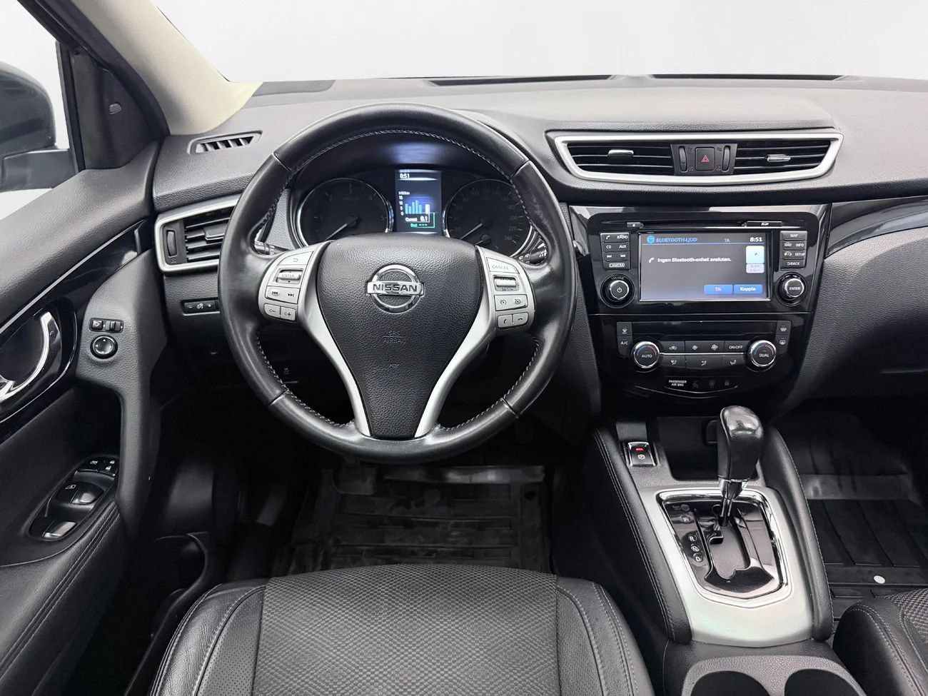 Nissan Qashqai 1.6 dCi Tekna Pano 360° Delläder Elsäte 130hk – bild 19 av 30