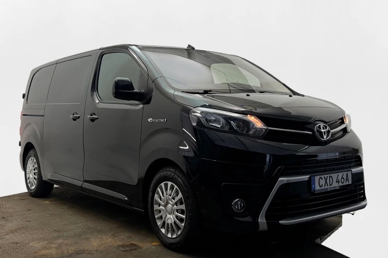 Toyota Proace 75 kWh L2 Komfort+ Drag 2xSidodörr Navi Kamera 3-sits 136hk – bild 3 av 25
