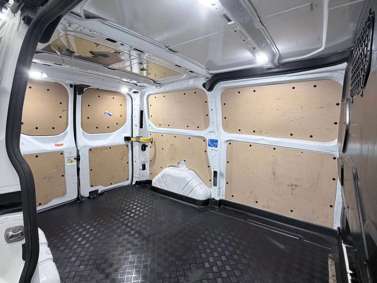 Ford Transit Custom 340 Plug-In Aut 3-sits Värmare Kamera 126hk – bild 9 av 22