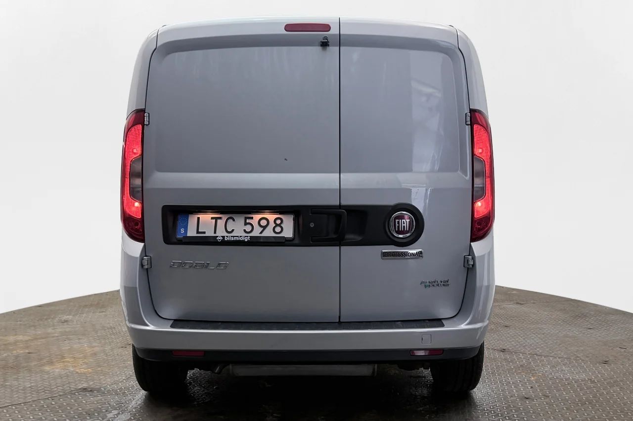 Fiat Doblò 0.9 t 1.4 NP CNG Värmare Kamera Pekskärm MOMS 120hk – bild 6 av 23