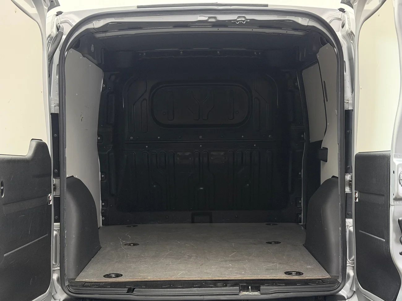 Fiat Doblò 0.9 t 1.4 NP CNG Värmare Kamera Pekskärm MOMS 120hk – bild 12 av 23