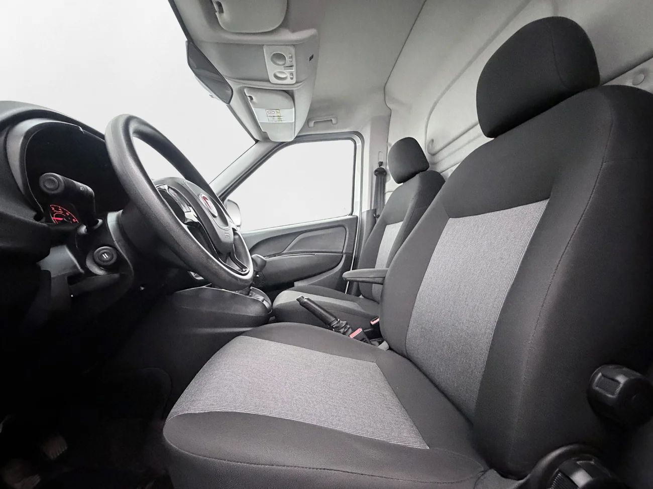 Fiat Doblò 0.9 t 1.4 NP CNG Värmare Kamera Pekskärm MOMS 120hk – bild 13 av 23