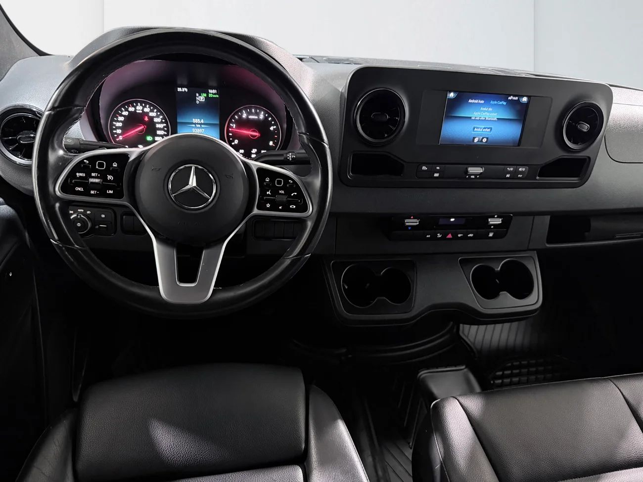 Mercedes-Benz Sprinter 317 CDI RWD Drag 360° 3-sits Läder Inredd MOMS 170hk – bild 15 av 28