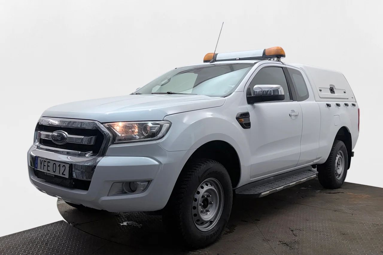 Ford Ranger SuperCab 2.2 4x4 XLT Aut Drag 4-sits Flakkåpa Sidosteg LED-ramp MOMS