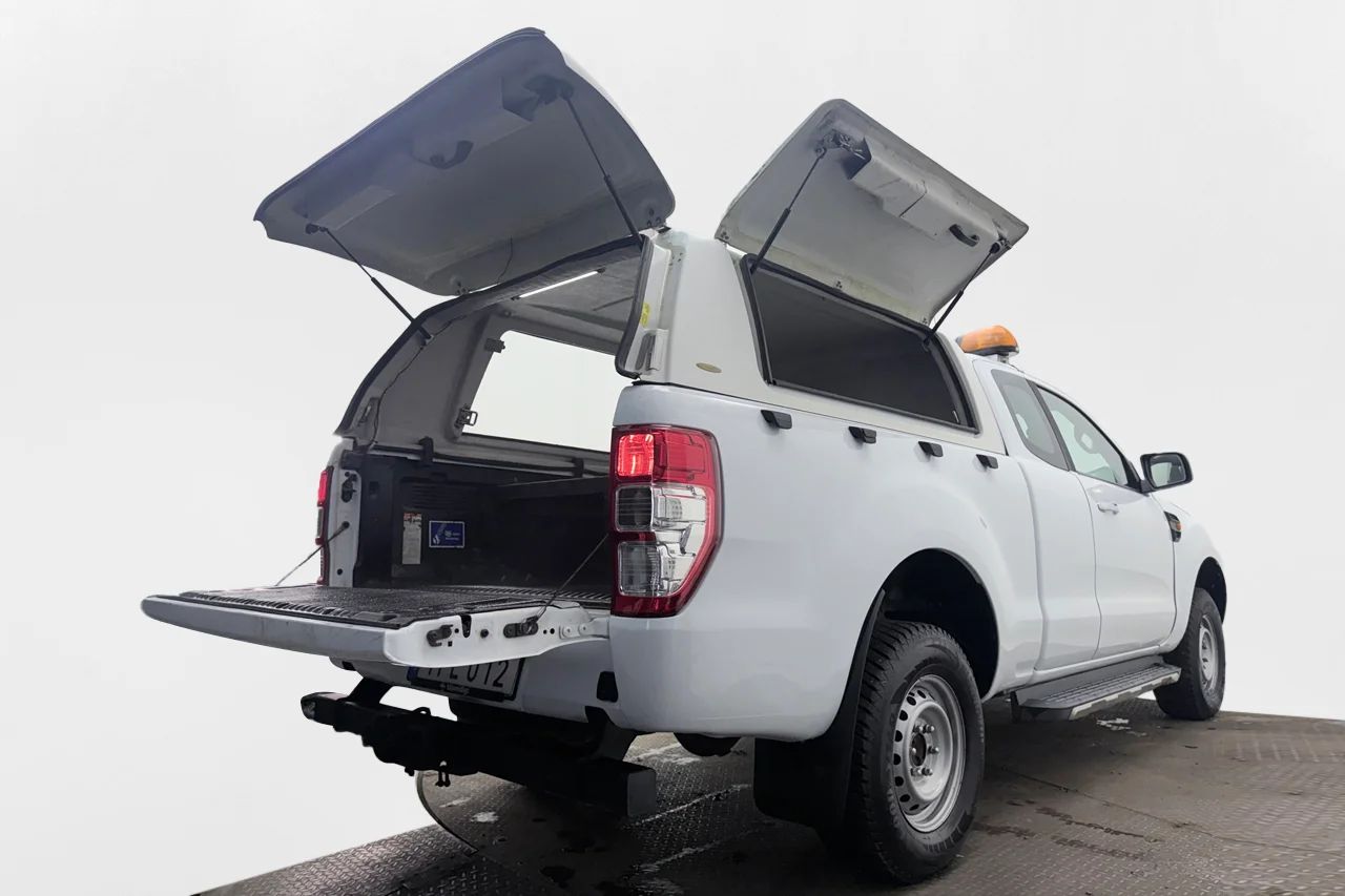 Ford Ranger SuperCab 2.2 4x4 XLT Aut Drag 4-sits Flakkåpa Sidosteg LED-ramp MOMS – bild 7 av 30