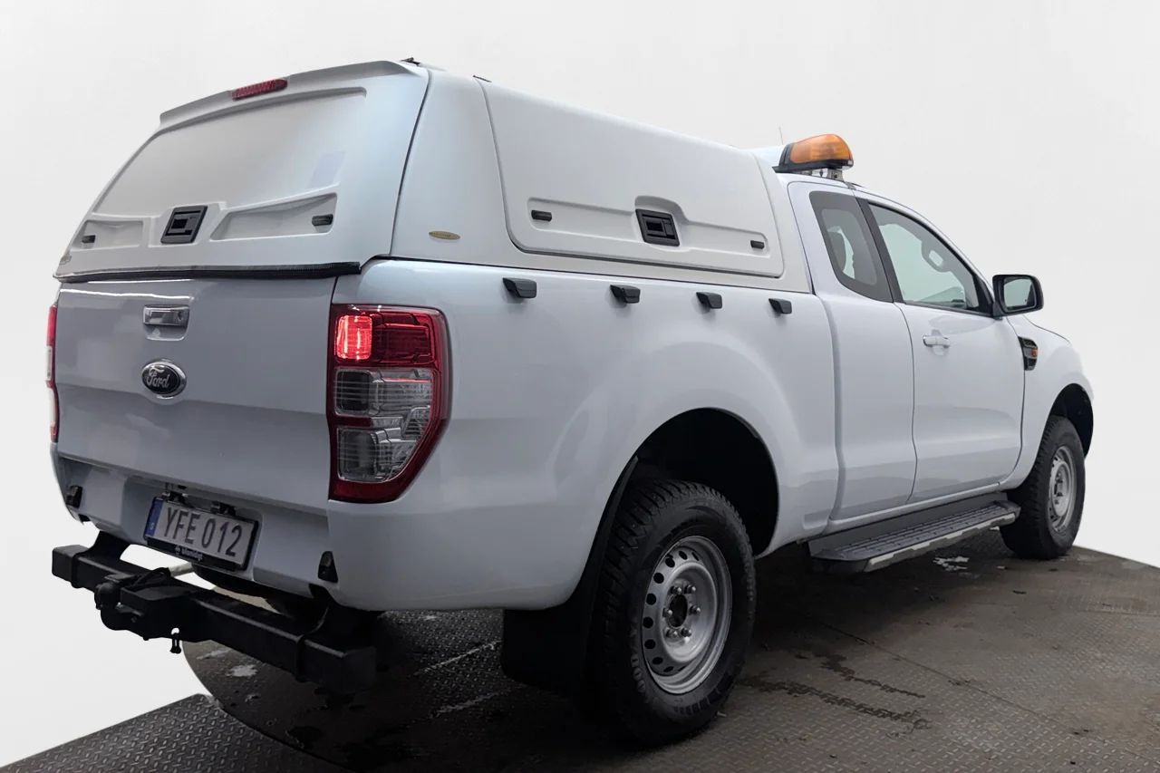 Ford Ranger SuperCab 2.2 4x4 XLT Aut Drag 4-sits Flakkåpa Sidosteg LED-ramp MOMS – bild 5 av 30