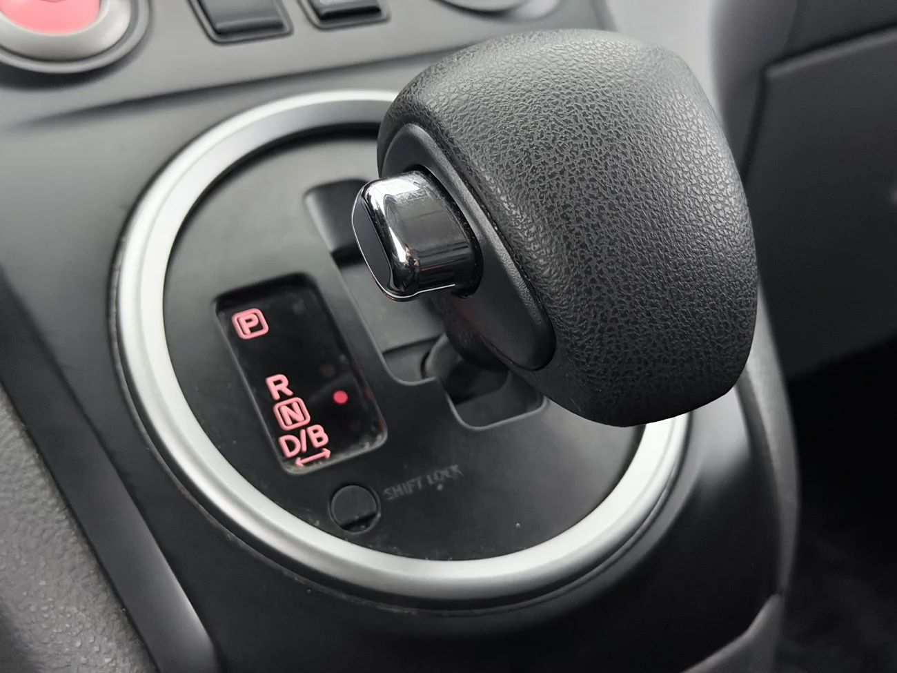 Nissan e-NV200 Skåp 40 kWh Drag Inredd Rattvärme 109hk – bild 23 av 26