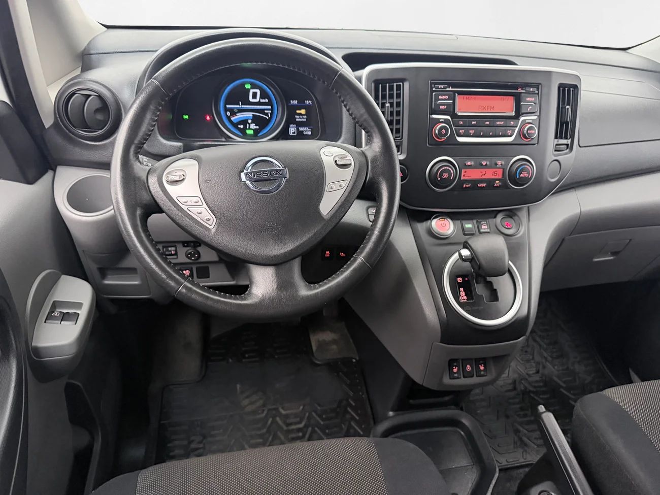 Nissan e-NV200 Skåp 40 kWh Drag Inredd Rattvärme 109hk – bild 16 av 26