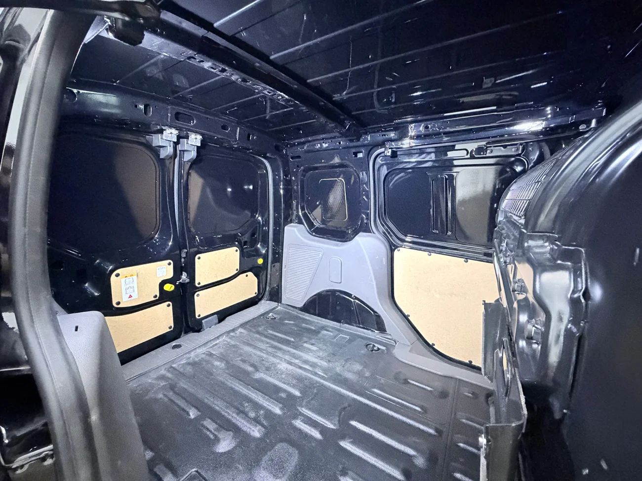 Ford Transit Connect 210 1.0 EcoBoost E85 Drag 2xSidodörr Kamera 3sits Xtraljus MOMS – bild 11 av 25