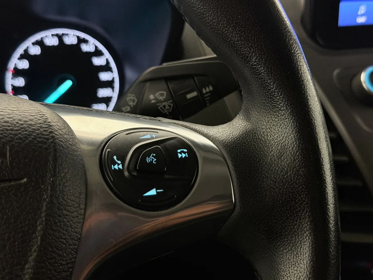 Ford Transit Connect 210 1.0 EcoBoost E85 Drag 2xSidodörr Kamera 3sits Xtraljus MOMS – bild 19 av 25