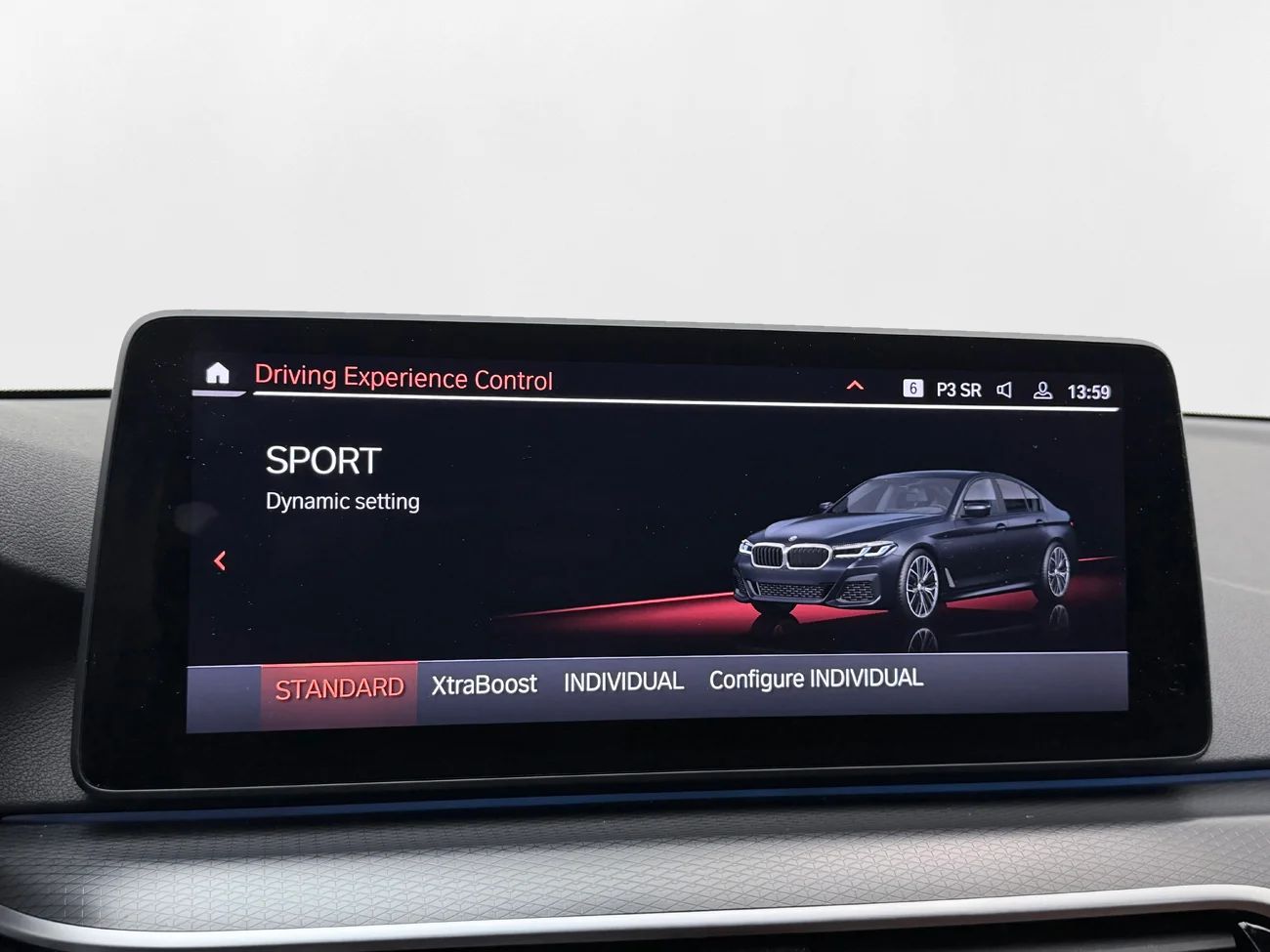 BMW 530e xDrive Sedan M Sport Drag Läder Navi Kamera 292hk – bild 24 av 39