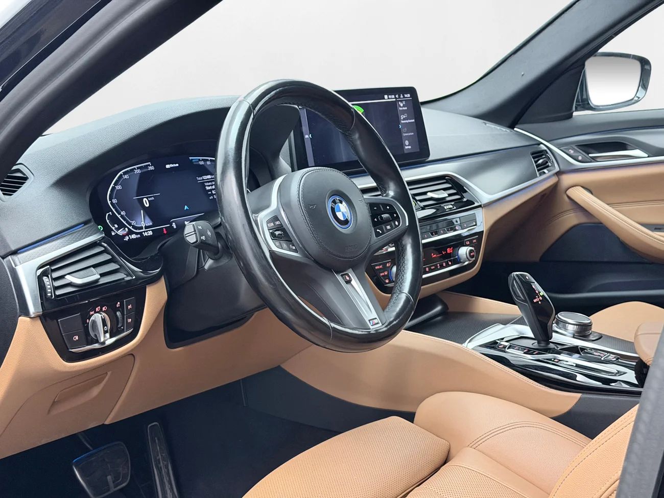 BMW 530e xDrive Sedan M Sport Drag Läder Navi Kamera 292hk – bild 12 av 39