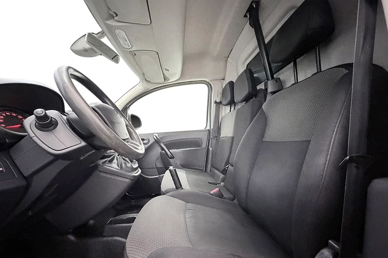Renault Kangoo Express Maxi 1.5 dCi Aut Drag 3sits Värmare Kamera Navi MOMS – bild 13 av 31