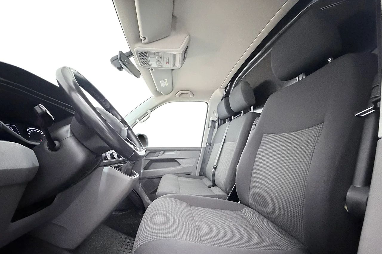 Volkswagen Transporter T32 L2H1 2.0 TDI 4M Drag Värmare 3-sits 150hk – bild 12 av 27