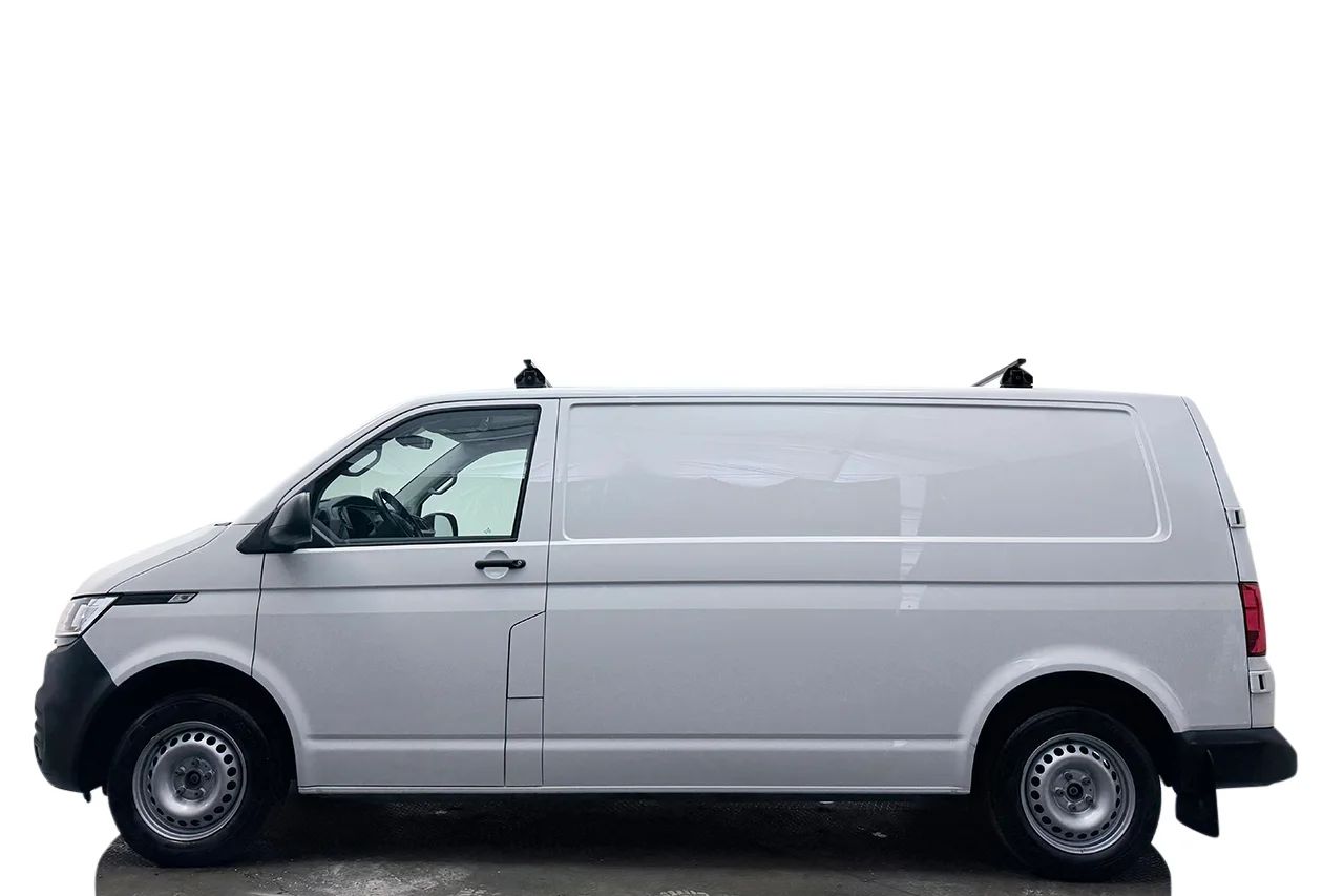 Volkswagen Transporter T32 L2H1 2.0 TDI 4M Drag Värmare 3-sits 150hk – bild 8 av 27