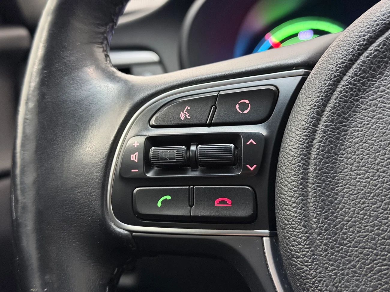 Kia Optima SW Plug-in Advance Plus Pano Läder 360° Navi H/K Keyless – bild 21 av 35