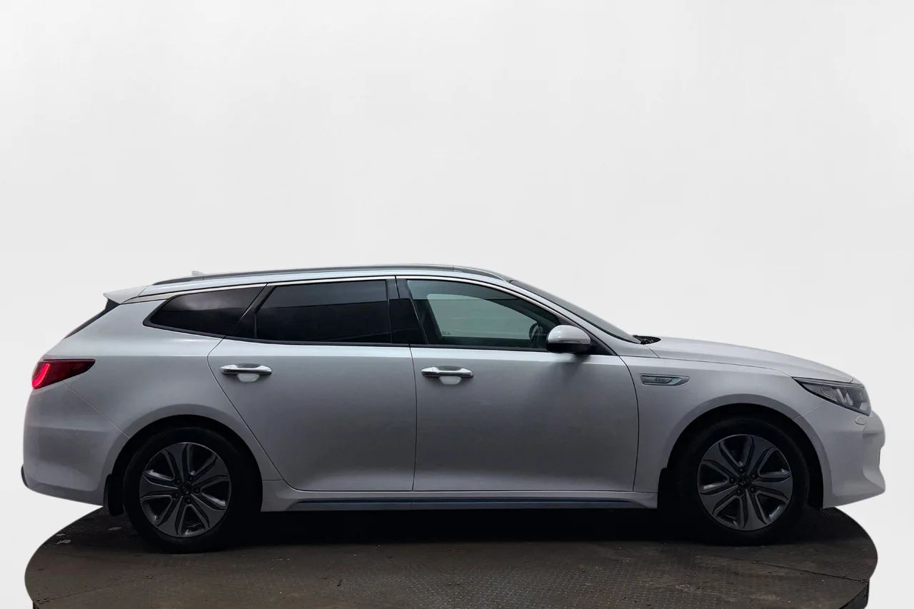 Kia Optima SW Plug-in Advance Plus Pano Läder 360° Navi H/K Keyless – bild 4 av 35