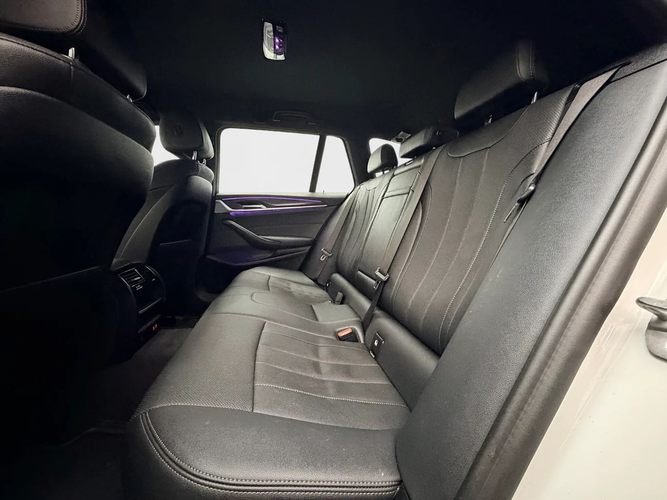 BMW 530e xDrive Touring M Sport Drag Läder Navi Kamera Cockpit – bild 14 av 37
