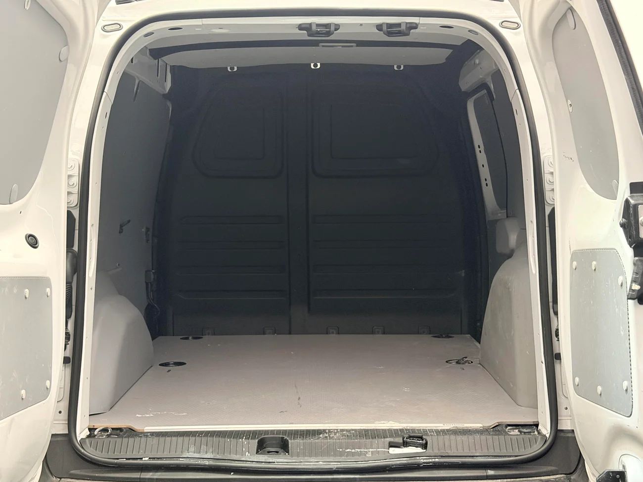 Renault Kangoo 1.3 TCe NORDIC Drag Kamera PDC 3-sits Delskinn MOMS 130hk – bild 26 av 26