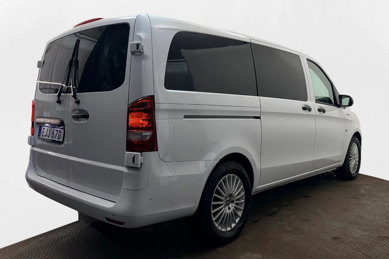 Mercedes-Benz eVito Tourer 129 3.5t CCS 2xSidodörr Inredd Kamera 3-sits 204hk – bild 5 av 27