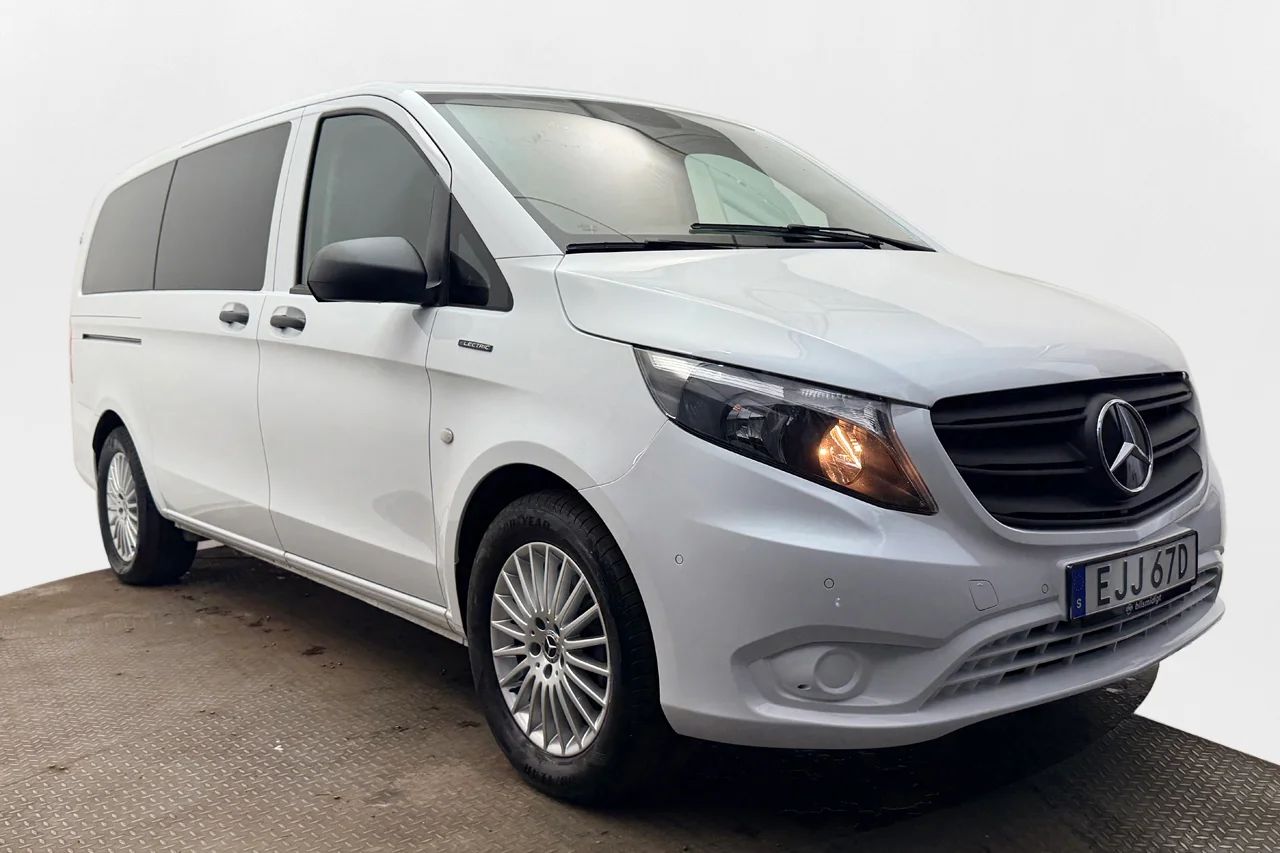 Mercedes-Benz eVito Tourer 129 3.5t CCS 2xSidodörr Inredd Kamera 3-sits 204hk – bild 3 av 27