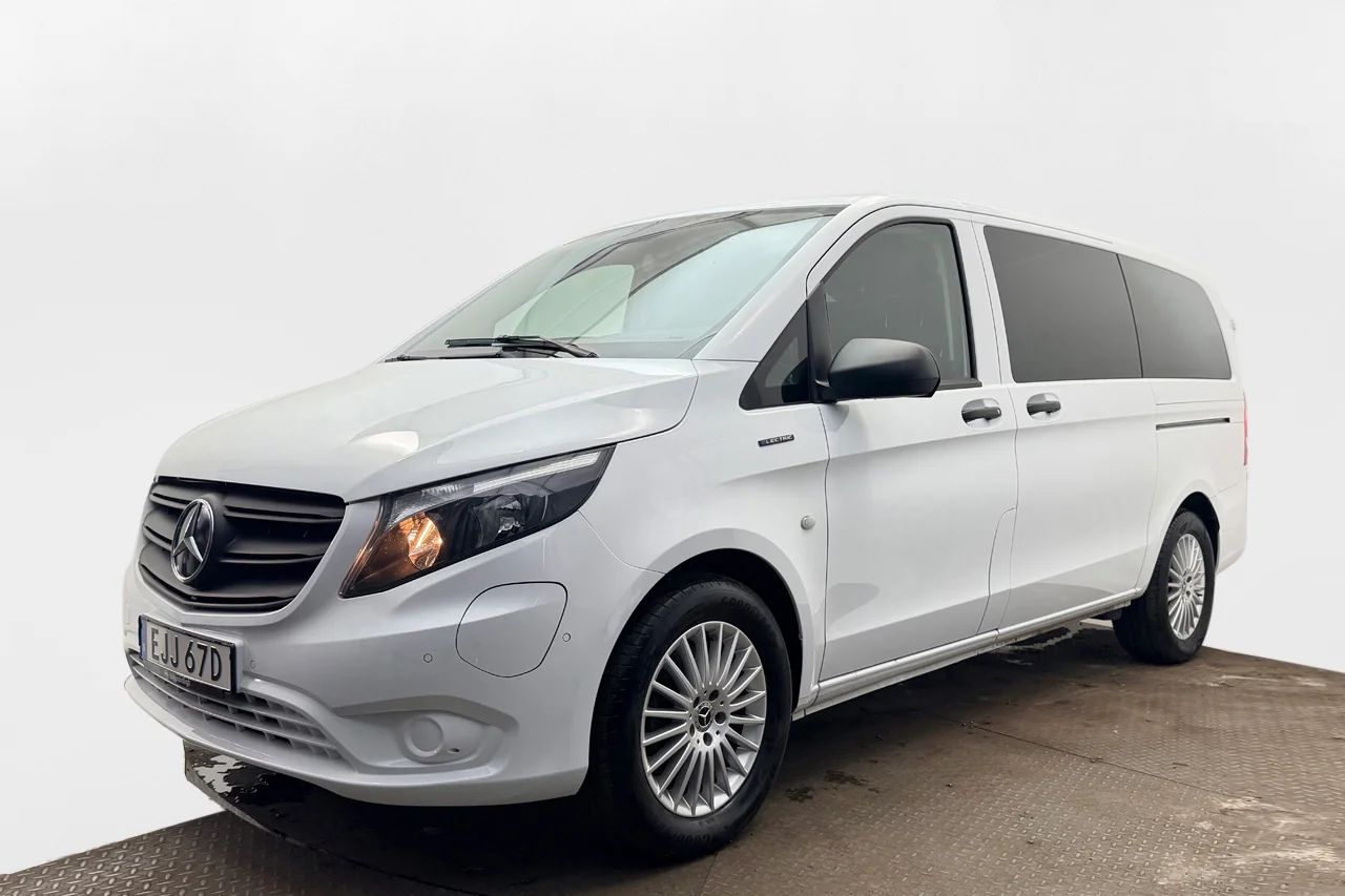 Mercedes-Benz eVito Tourer 129 3.5t CCS 2xSidodörr Inredd Kamera 3-sits 204hk